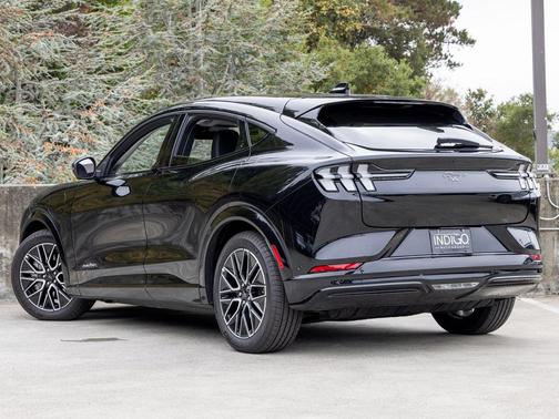 2024 Ford Mustang Mach-E Premium