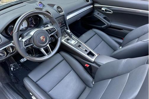 2025 Porsche 718 Boxster S