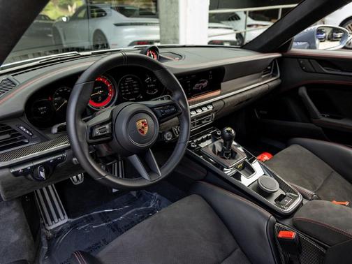 2024 Porsche 911 GT3