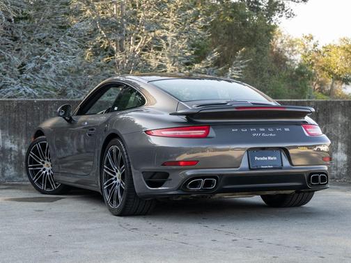 2016 Porsche 911 Turbo
