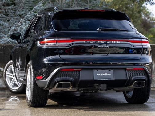 2025 Porsche Macan 