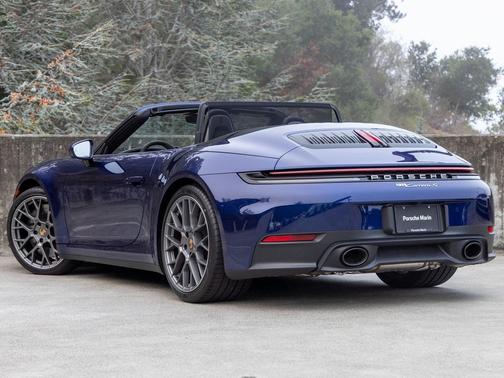 2025 Porsche 911 Carrera S