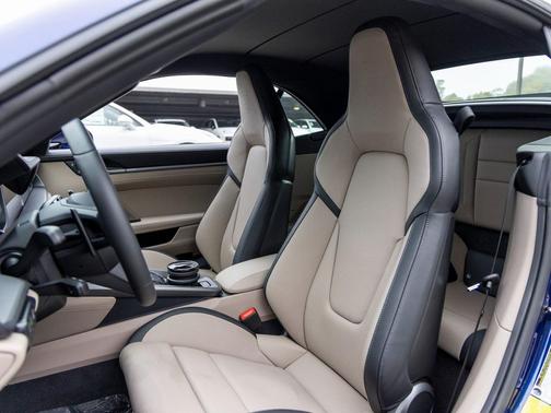 2025 Porsche 911 Carrera S