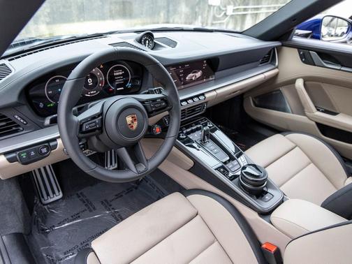 2025 Porsche 911 Carrera S
