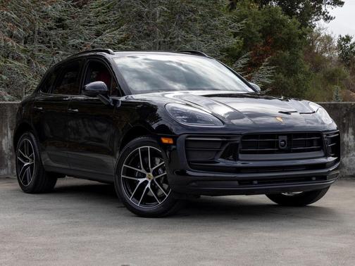 2025 Porsche Macan 