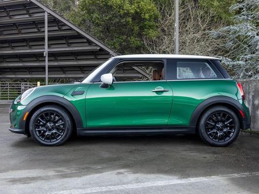 2023 MINI Hardtop Cooper