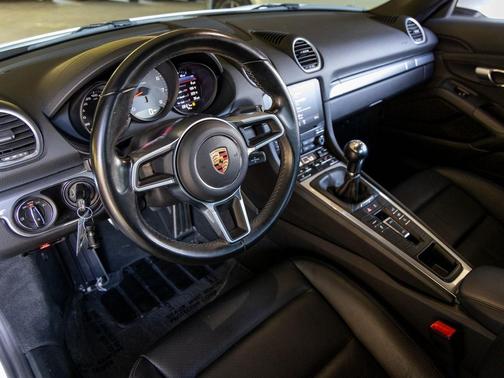 2021 Porsche 718 Boxster S