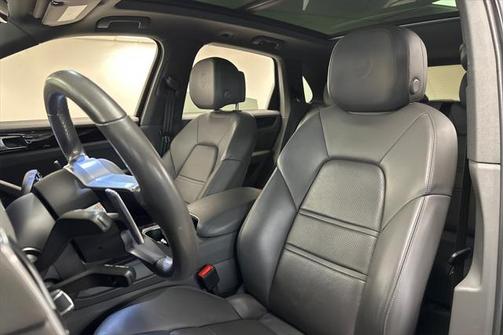 2022 Porsche Cayenne