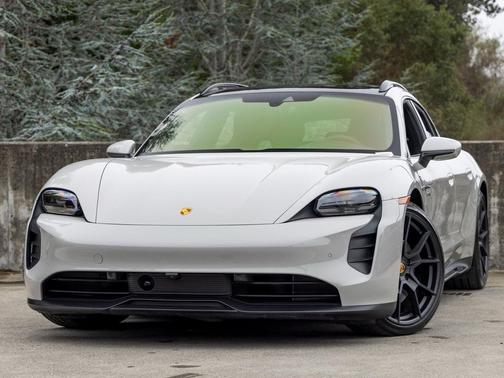 2023 Porsche Taycan GTS