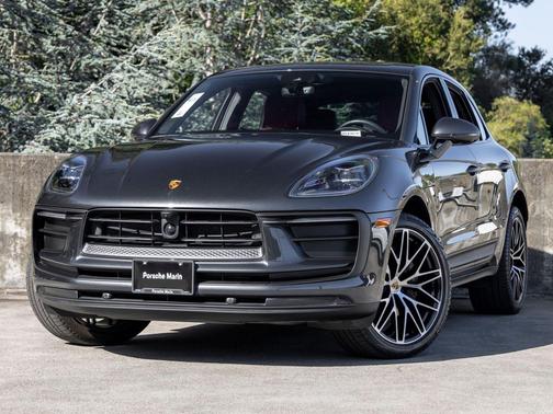 Volcano Grey Metallic 2023 Porsche Macan Macan