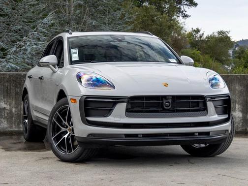 2026 Porsche Macan 