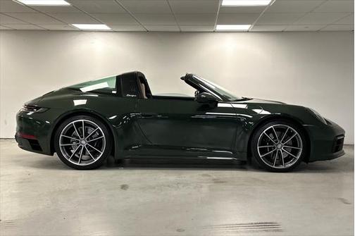 2022 Porsche 911 Targa 4S