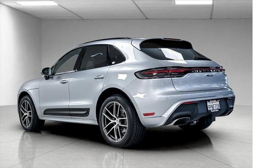 2024 Porsche Macan Base