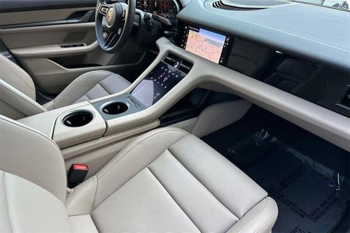 2025 Porsche Taycan 4