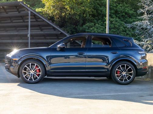 2025 Porsche Cayenne S