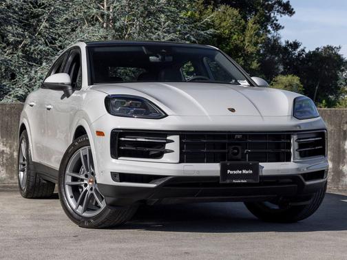 Chalk 2026 Porsche Cayenne Cayenne