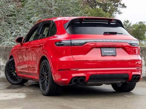 2023 Porsche Cayenne GTS