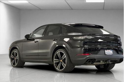 2022 Porsche Cayenne S