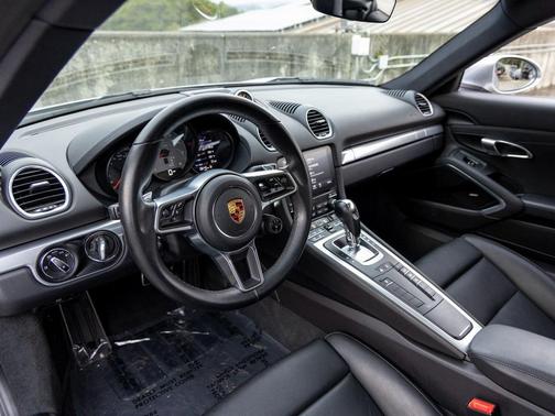 2018 Porsche 718 Cayman S