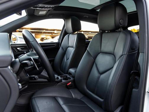 2023 Porsche Macan