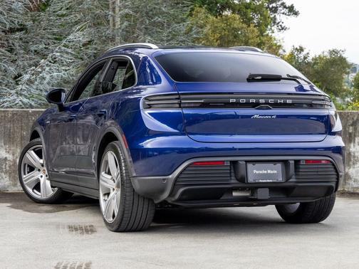 2024 Porsche Macan 4
