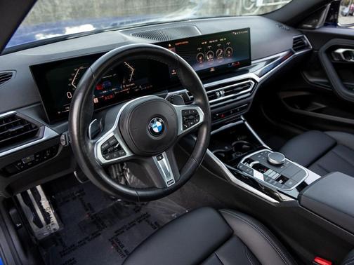 2023 BMW M240 i