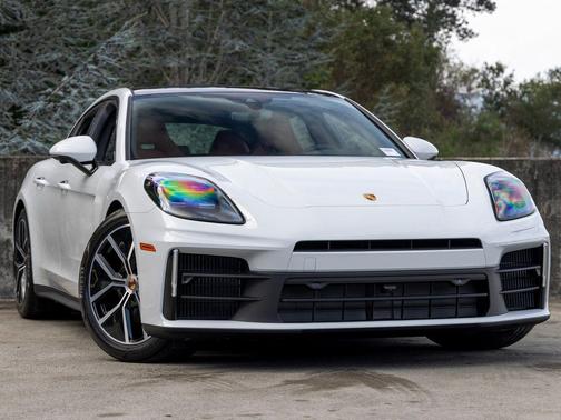 CARRARA WHITE 2026 Porsche Panamera 4