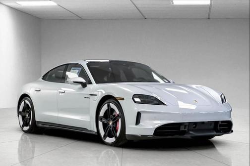 2025 Porsche Taycan GTS