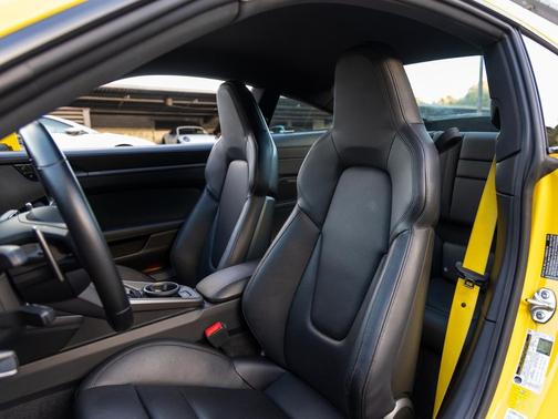 2021 Porsche 911 Carrera S