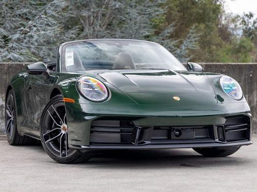 2026 Porsche 911 Carrera 4S Cabriolet