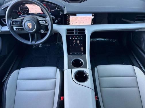 2025 Porsche Taycan 4S