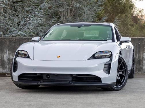 2024 Porsche Taycan GTS