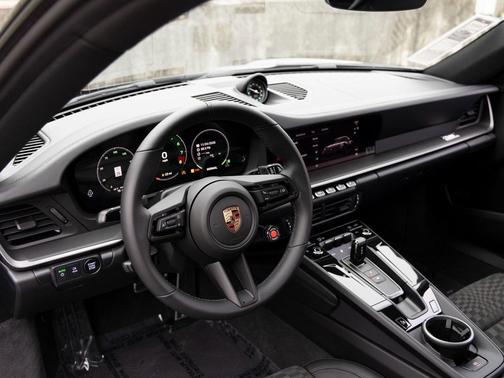 2026 Porsche 911 Carrera