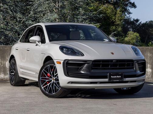 Chalk 2022 Porsche Macan Macan GTS