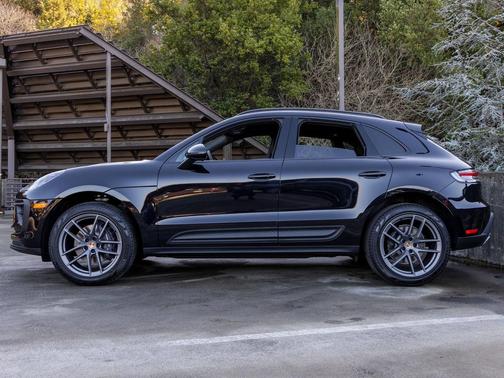 2026 Porsche Macan T