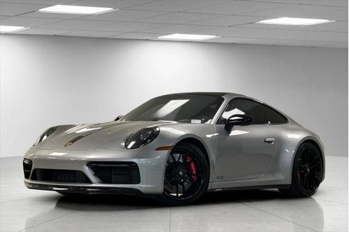 2022 Porsche 911 Carrera GTS