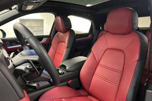 2025 Porsche Cayenne Cayenne