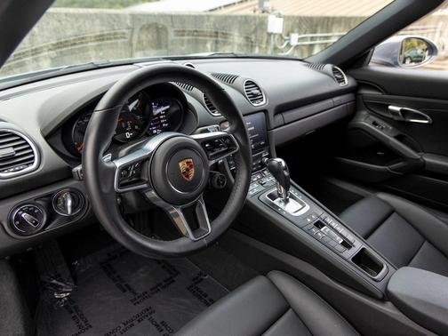 2024 Porsche 718 Boxster Base