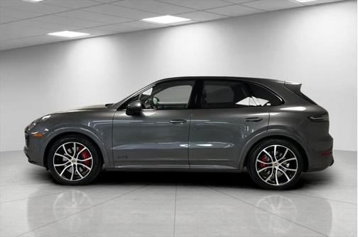 2023 Porsche Cayenne GTS