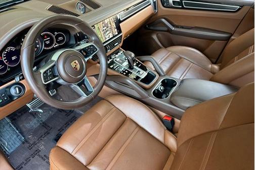 2023 Porsche Cayenne GTS