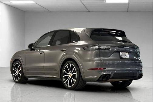 2023 Porsche Cayenne GTS