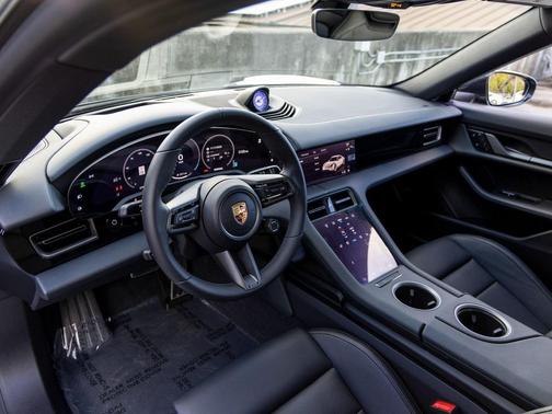 2025 Porsche Taycan Taycan