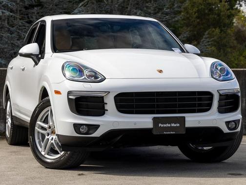 2018 Porsche Cayenne Platinum Edition