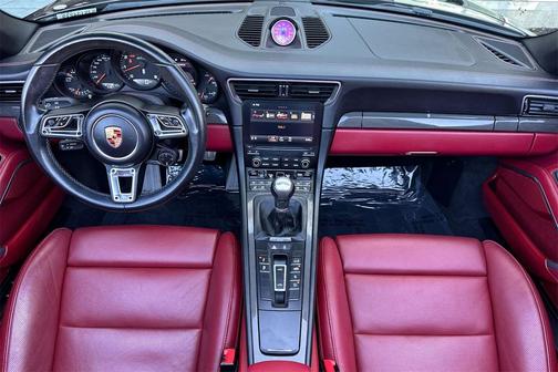 2018 Porsche 911 Targa 4 GTS