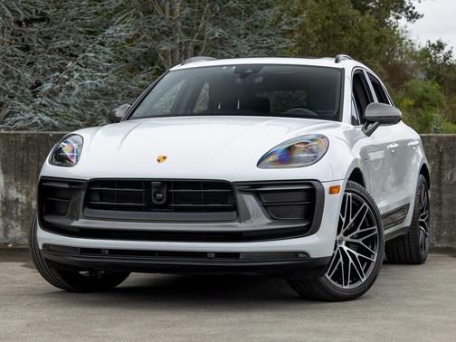 2023 Porsche Macan T