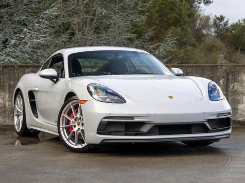 2024 Porsche 718 Cayman GTS 4.0