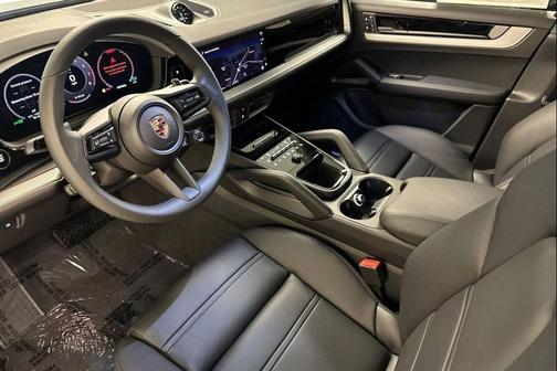 2025 Porsche Cayenne Cayenne