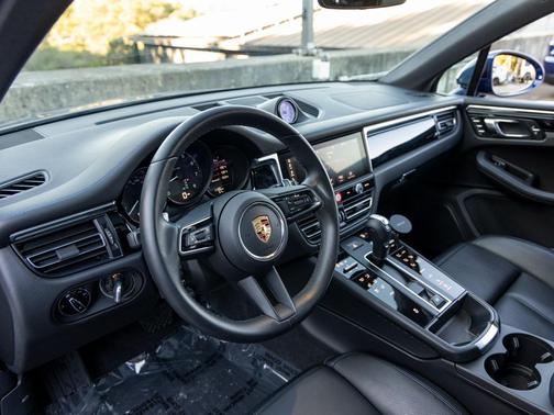 2024 Porsche Macan 