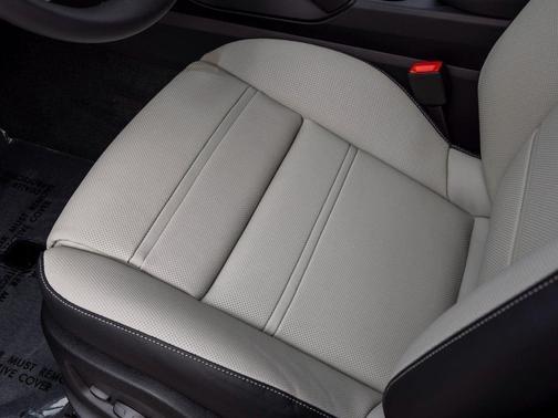 2025 Porsche Cayenne Cayenne