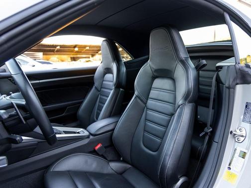 2021 Porsche 911 Turbo S